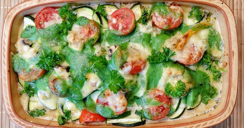 Gratin de courgettes facile au four pour le dîner : prêt en 10 minutes